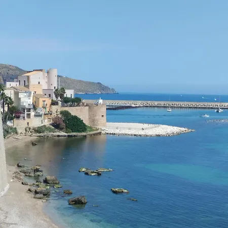 A Petrazzi Castellammare del Golfo